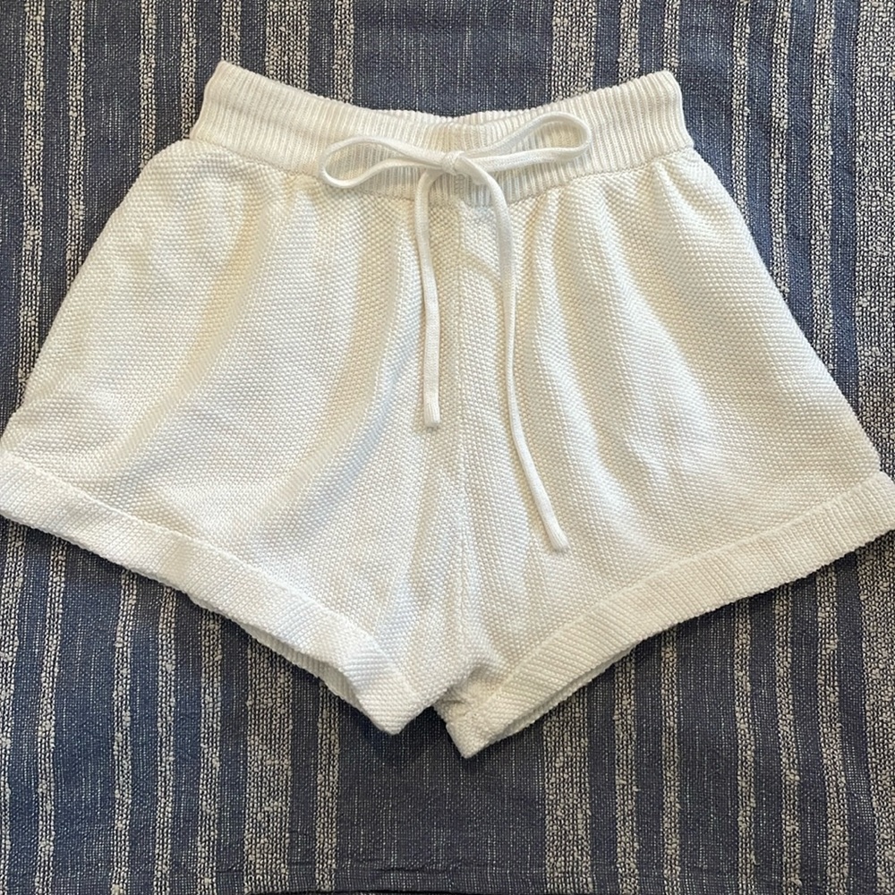 Beige Botany knitted shorts